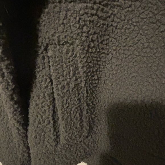 Womens Old Navy Quarter zip Sherpa. Size small - Picture 4 of 6